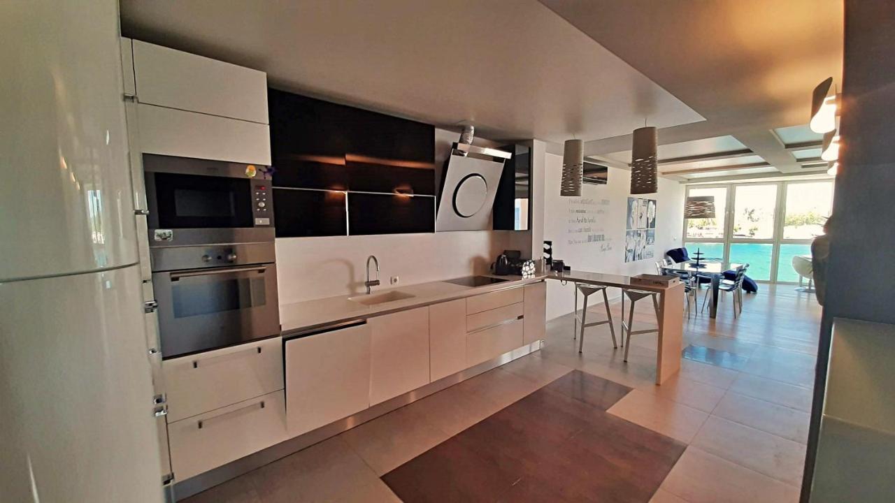 Apartment Iva Оміш Екстер'єр фото